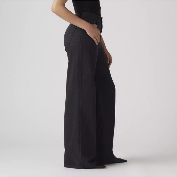 Levi's Women’s Cinch Baggy Jeans - Picture 2 of 7